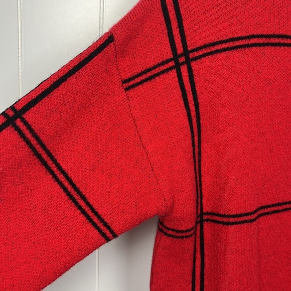 Womens Pullover Tunic Sweater Red Black S/M Large Scale Plaid Stretch Soft Comfy - Picture 3 of 11